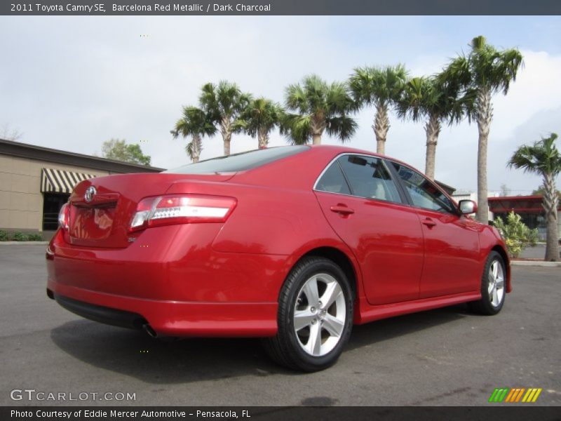 Barcelona Red Metallic / Dark Charcoal 2011 Toyota Camry SE