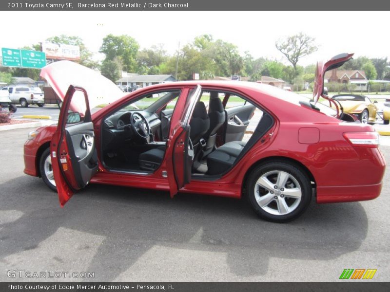 Barcelona Red Metallic / Dark Charcoal 2011 Toyota Camry SE