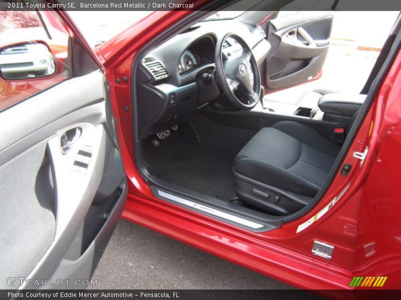Barcelona Red Metallic / Dark Charcoal 2011 Toyota Camry SE
