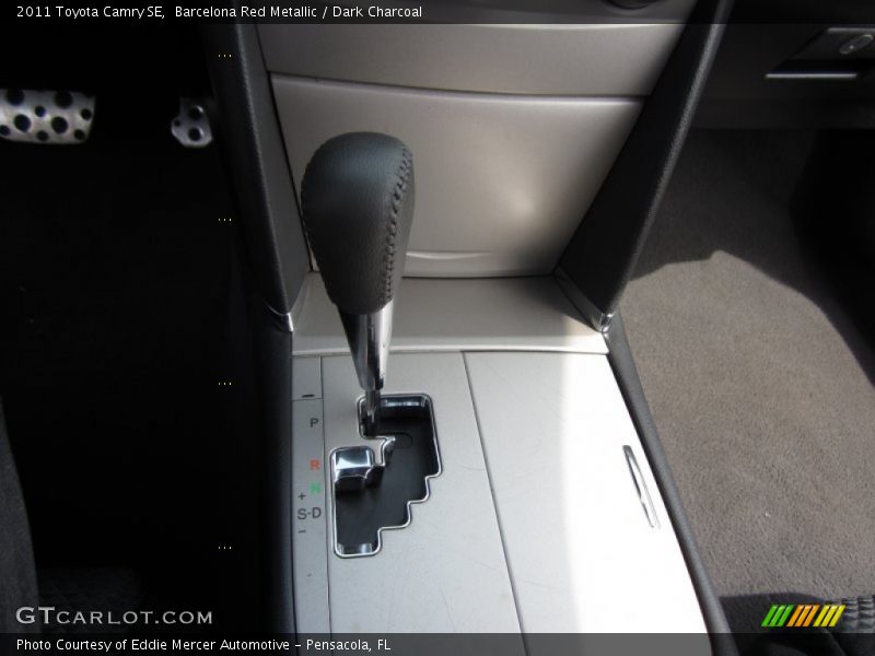 Barcelona Red Metallic / Dark Charcoal 2011 Toyota Camry SE