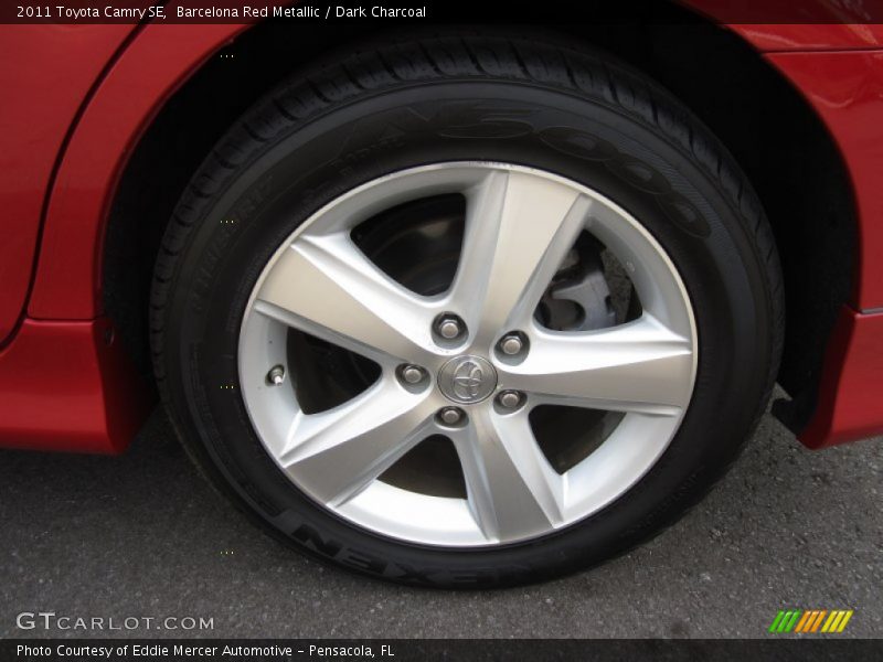 Barcelona Red Metallic / Dark Charcoal 2011 Toyota Camry SE