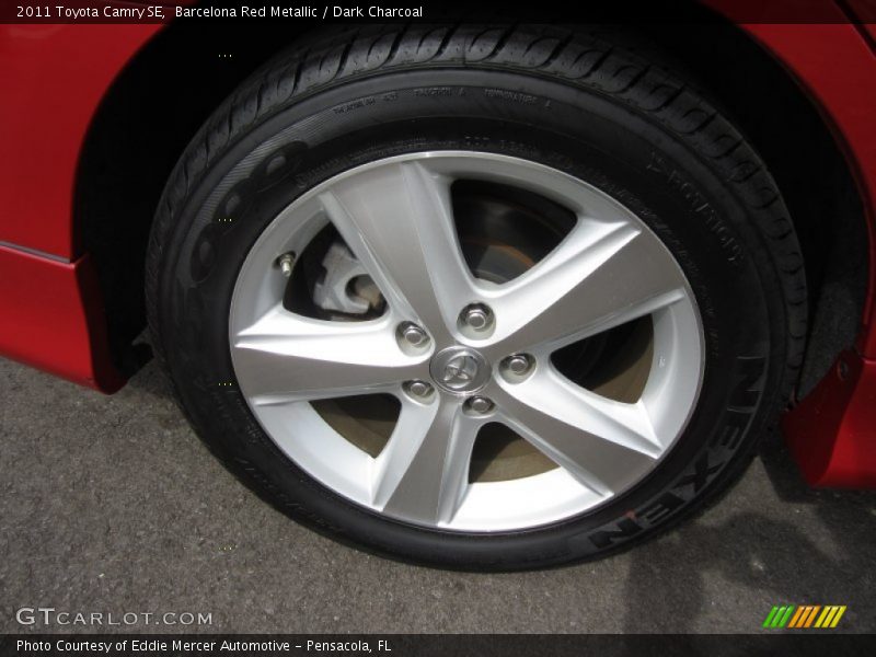 Barcelona Red Metallic / Dark Charcoal 2011 Toyota Camry SE
