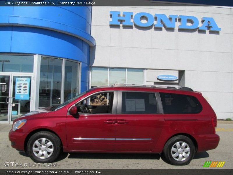 Cranberry Red / Beige 2007 Hyundai Entourage GLS