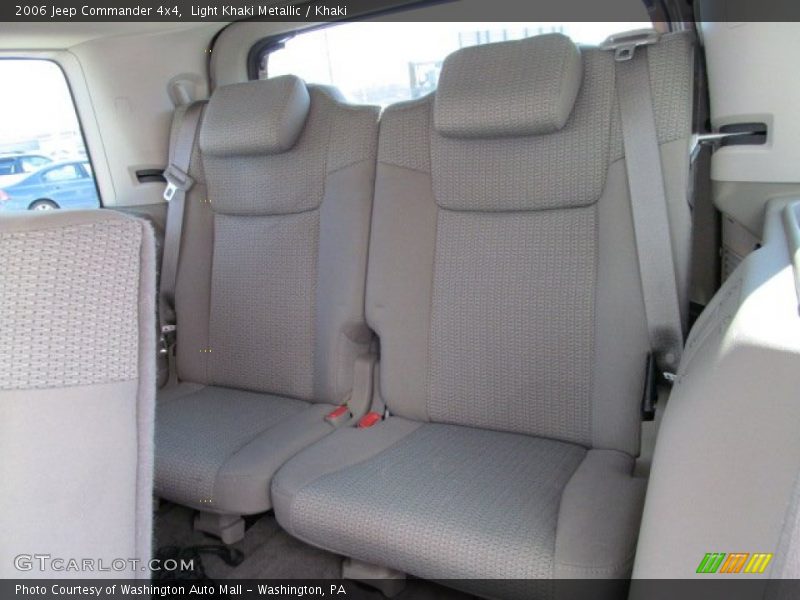 Light Khaki Metallic / Khaki 2006 Jeep Commander 4x4