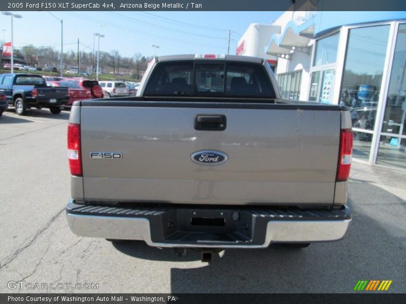 Arizona Beige Metallic / Tan 2005 Ford F150 XLT SuperCab 4x4