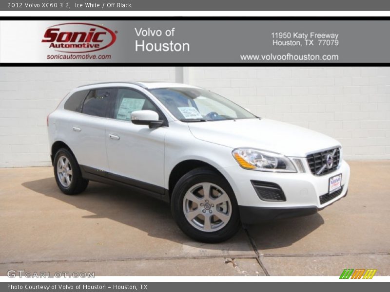 Ice White / Off Black 2012 Volvo XC60 3.2