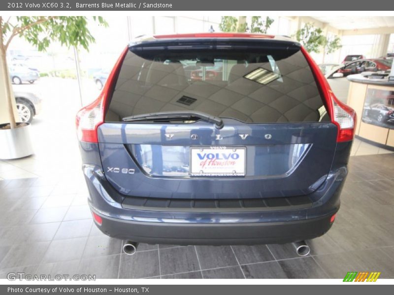 Barrents Blue Metallic / Sandstone 2012 Volvo XC60 3.2