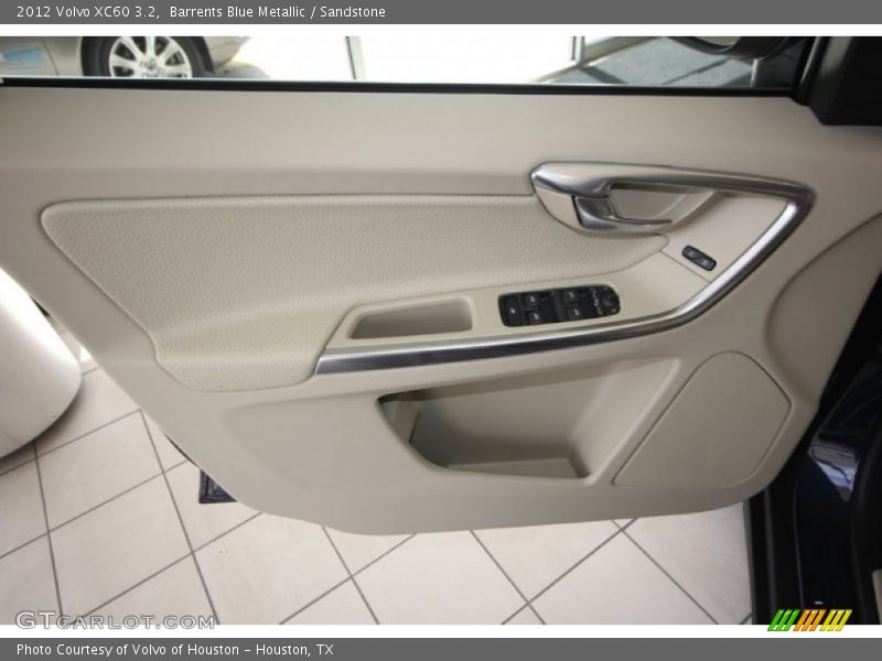 Barrents Blue Metallic / Sandstone 2012 Volvo XC60 3.2