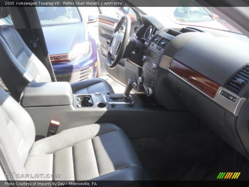 Reflex Silver Metallic / Anthracite 2005 Volkswagen Touareg V6