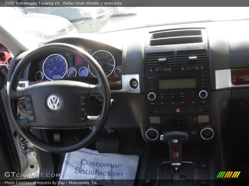 Reflex Silver Metallic / Anthracite 2005 Volkswagen Touareg V6