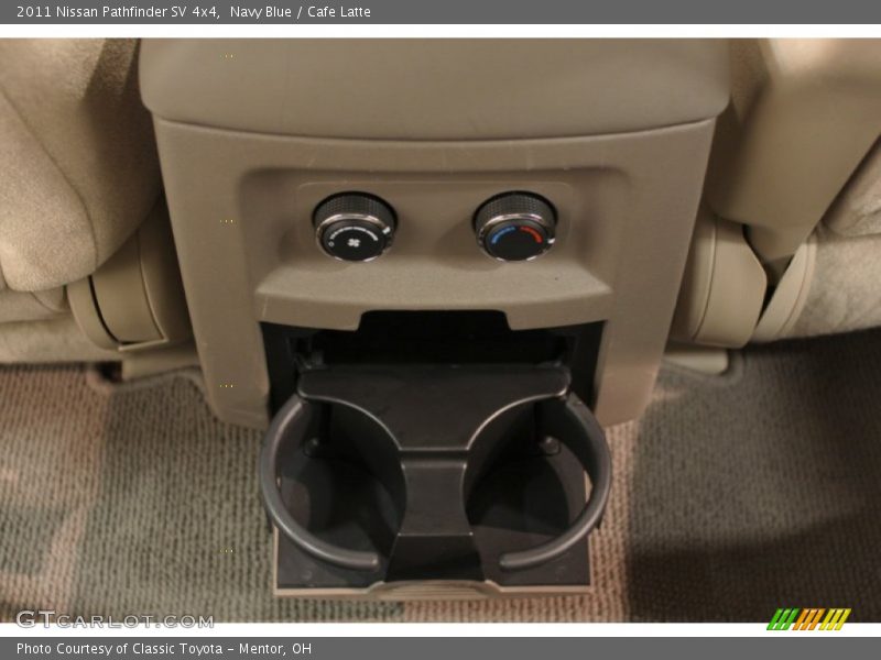 Navy Blue / Cafe Latte 2011 Nissan Pathfinder SV 4x4
