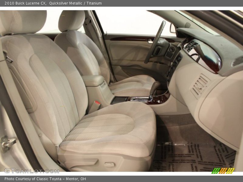 Quicksilver Metallic / Titanium 2010 Buick Lucerne CX