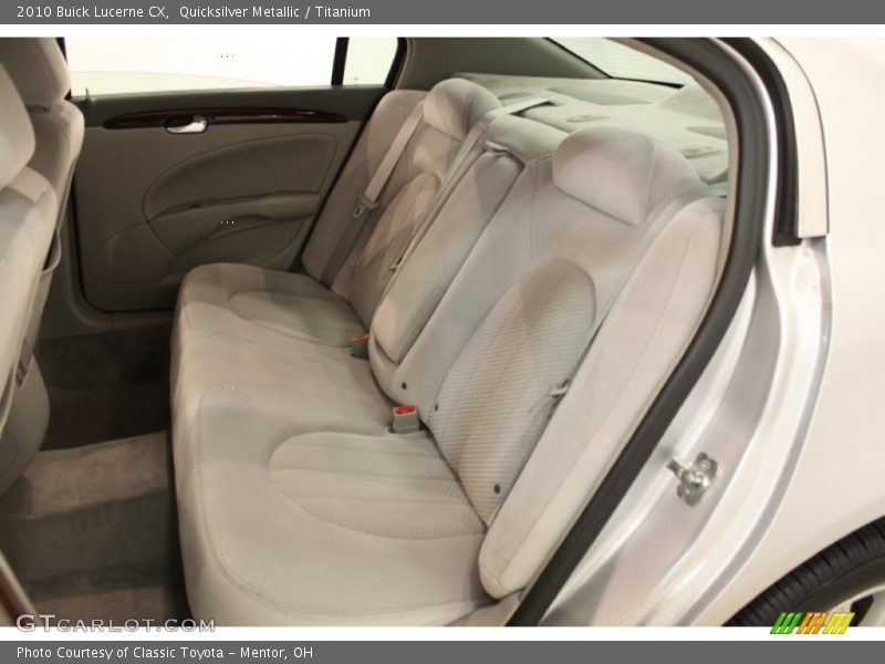 Quicksilver Metallic / Titanium 2010 Buick Lucerne CX