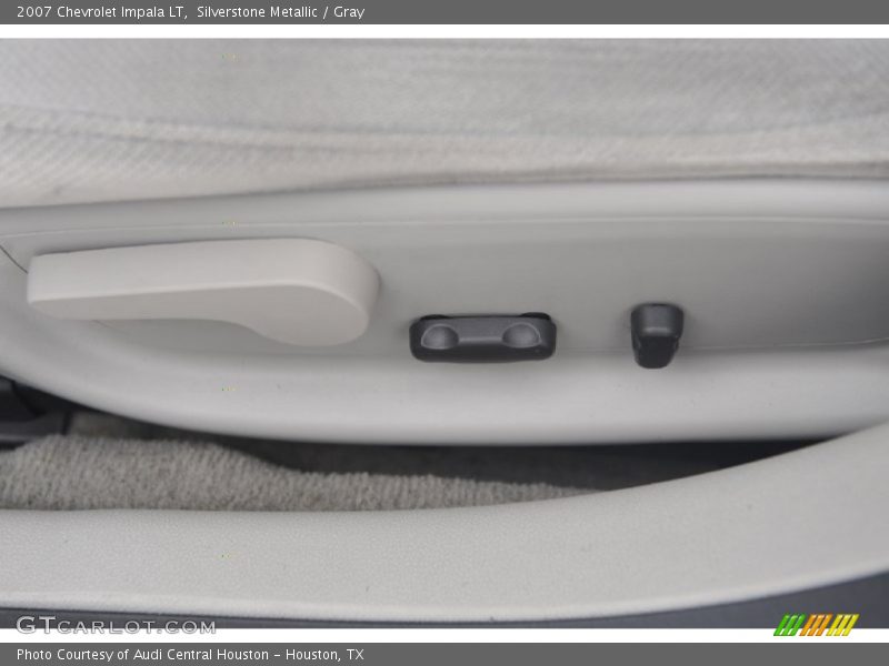Silverstone Metallic / Gray 2007 Chevrolet Impala LT