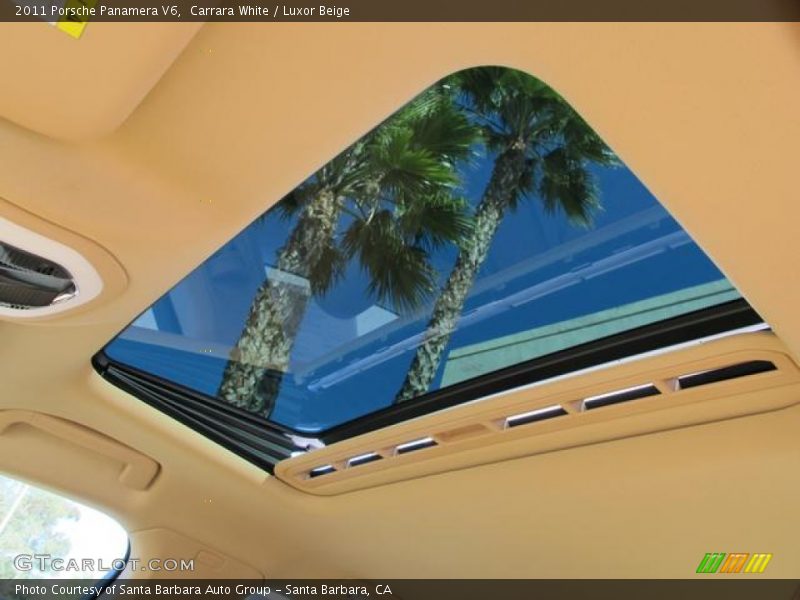 Carrara White / Luxor Beige 2011 Porsche Panamera V6