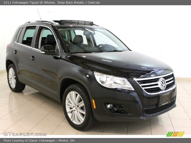 Deep Black Metallic / Charcoal 2011 Volkswagen Tiguan SE 4Motion