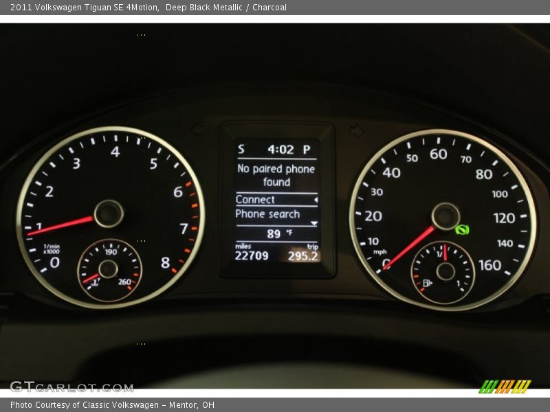 Deep Black Metallic / Charcoal 2011 Volkswagen Tiguan SE 4Motion