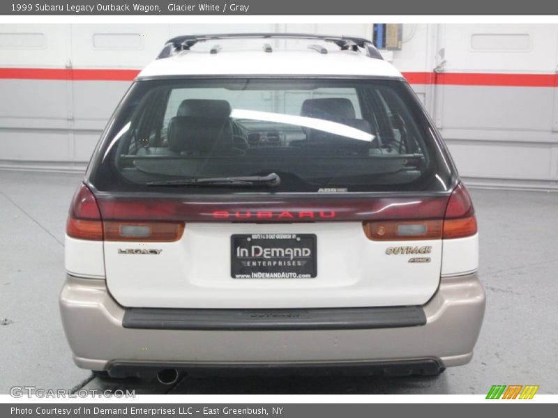 Glacier White / Gray 1999 Subaru Legacy Outback Wagon