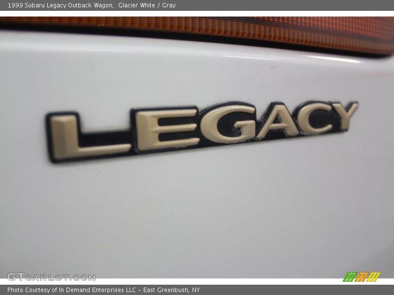 Glacier White / Gray 1999 Subaru Legacy Outback Wagon