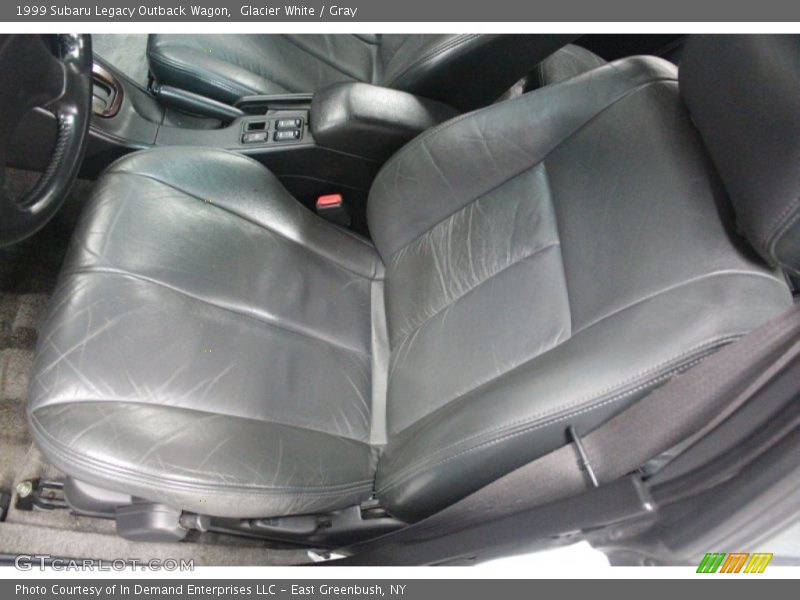 Glacier White / Gray 1999 Subaru Legacy Outback Wagon