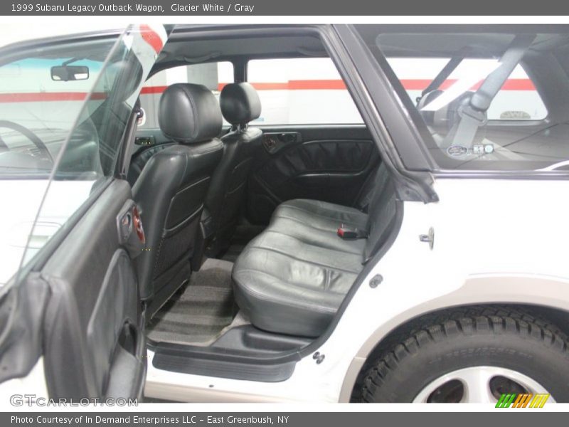 Glacier White / Gray 1999 Subaru Legacy Outback Wagon