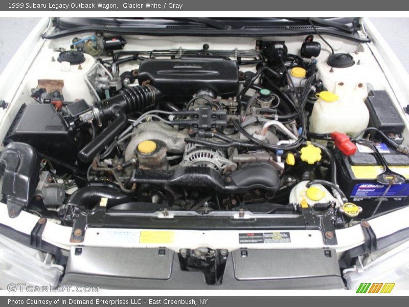 Glacier White / Gray 1999 Subaru Legacy Outback Wagon