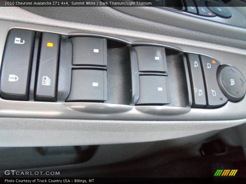 Summit White / Dark Titanium/Light Titanium 2010 Chevrolet Avalanche Z71 4x4
