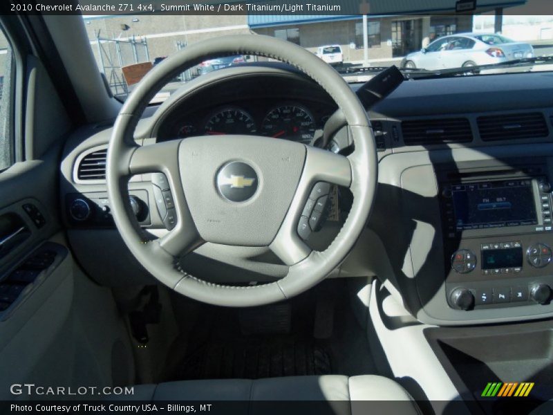 Summit White / Dark Titanium/Light Titanium 2010 Chevrolet Avalanche Z71 4x4