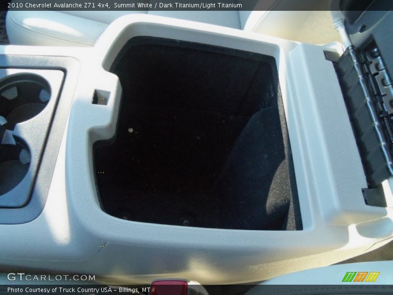 Summit White / Dark Titanium/Light Titanium 2010 Chevrolet Avalanche Z71 4x4