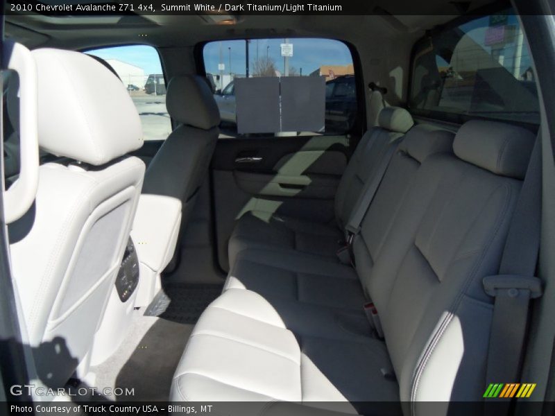Summit White / Dark Titanium/Light Titanium 2010 Chevrolet Avalanche Z71 4x4