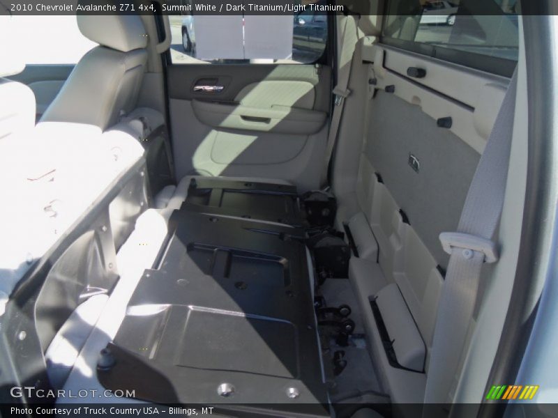 Summit White / Dark Titanium/Light Titanium 2010 Chevrolet Avalanche Z71 4x4