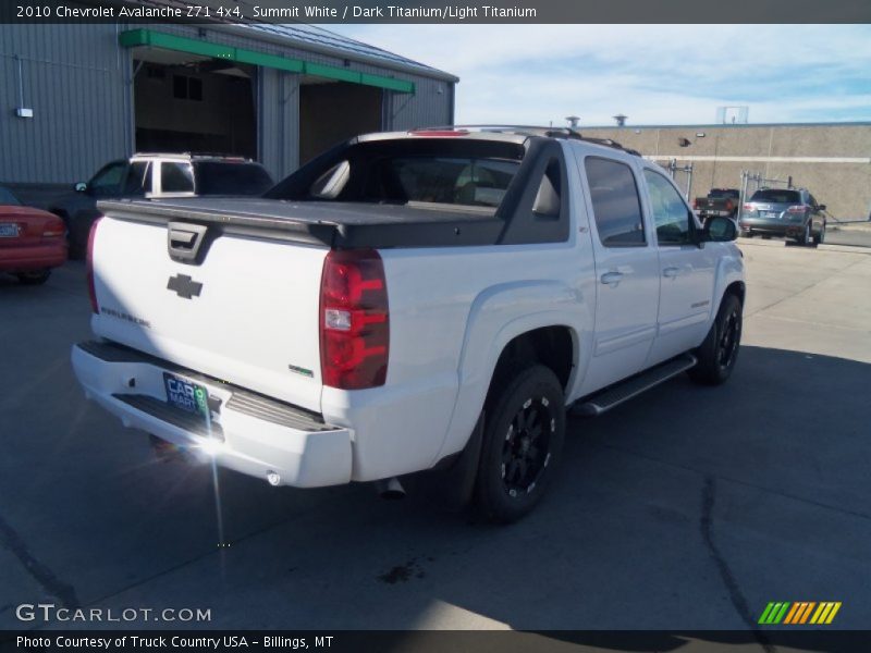 Summit White / Dark Titanium/Light Titanium 2010 Chevrolet Avalanche Z71 4x4