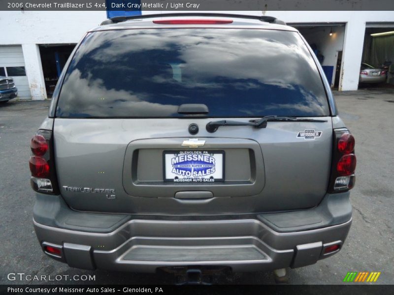 Dark Gray Metallic / Light Gray 2006 Chevrolet TrailBlazer LS 4x4