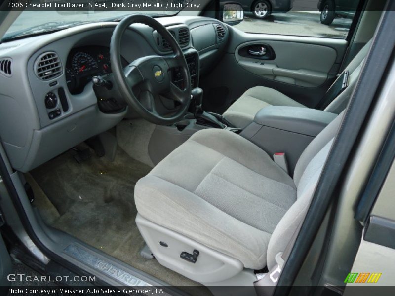 Dark Gray Metallic / Light Gray 2006 Chevrolet TrailBlazer LS 4x4