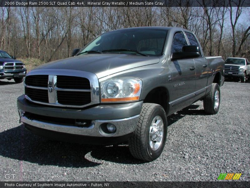 Front 3/4 View of 2006 Ram 2500 SLT Quad Cab 4x4