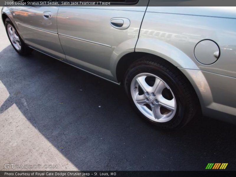 Satin Jade Pearlcoat / Taupe 2006 Dodge Stratus SXT Sedan
