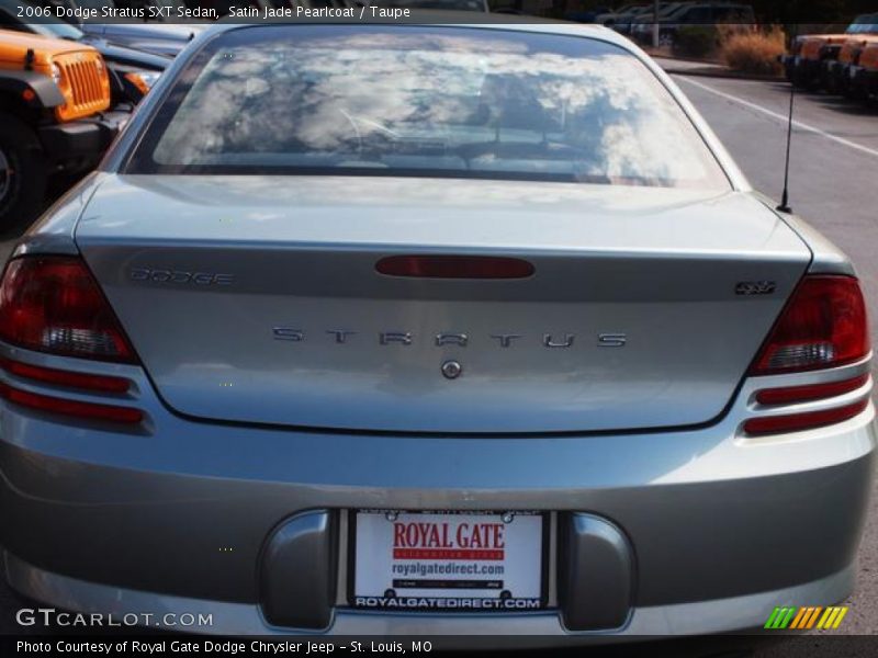 Satin Jade Pearlcoat / Taupe 2006 Dodge Stratus SXT Sedan