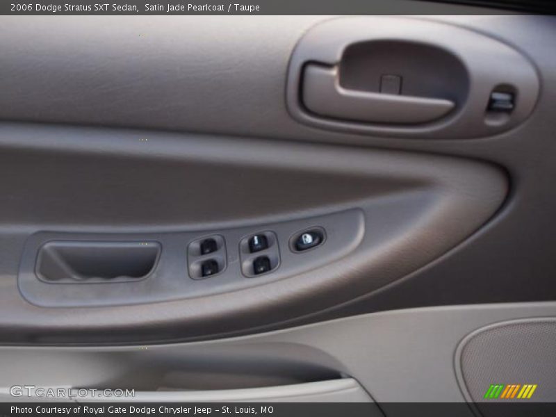 Satin Jade Pearlcoat / Taupe 2006 Dodge Stratus SXT Sedan