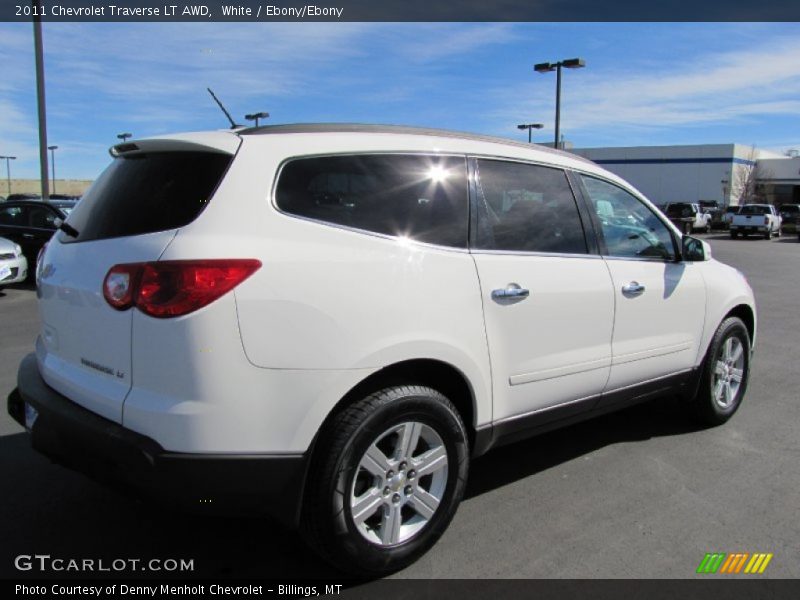 White / Ebony/Ebony 2011 Chevrolet Traverse LT AWD