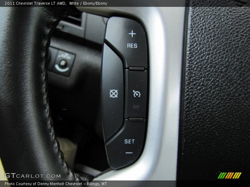 White / Ebony/Ebony 2011 Chevrolet Traverse LT AWD