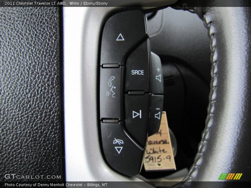 White / Ebony/Ebony 2011 Chevrolet Traverse LT AWD