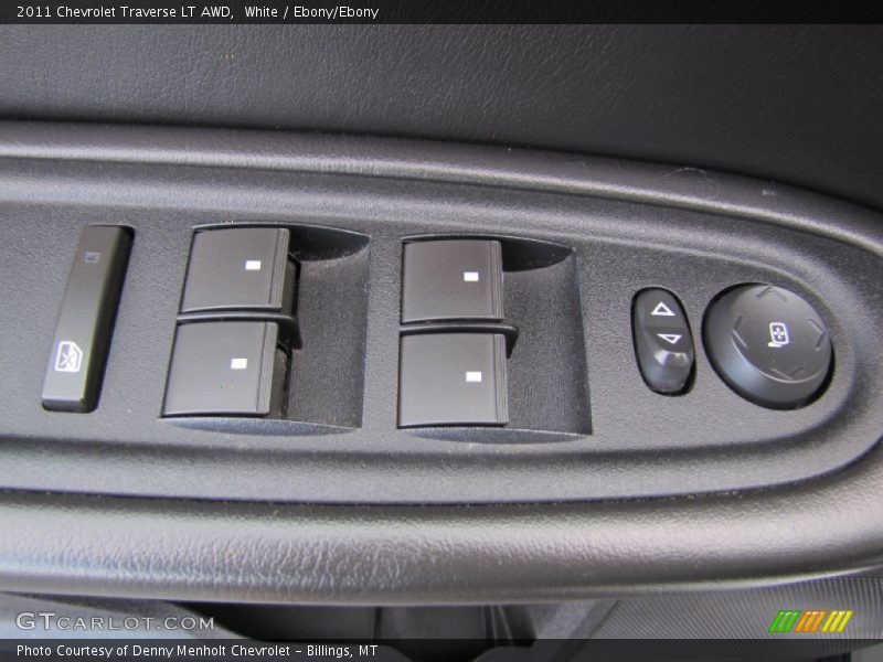 White / Ebony/Ebony 2011 Chevrolet Traverse LT AWD