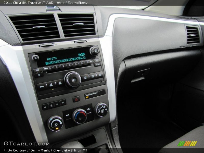 White / Ebony/Ebony 2011 Chevrolet Traverse LT AWD