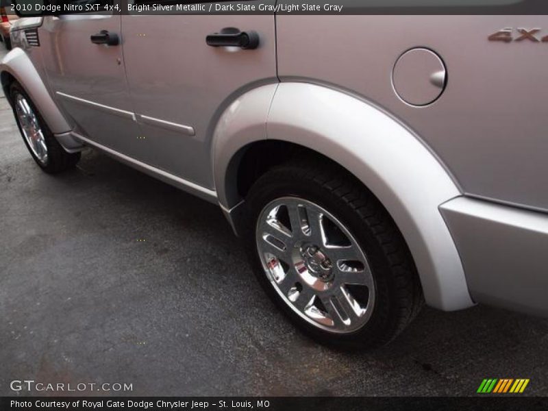 Bright Silver Metallic / Dark Slate Gray/Light Slate Gray 2010 Dodge Nitro SXT 4x4