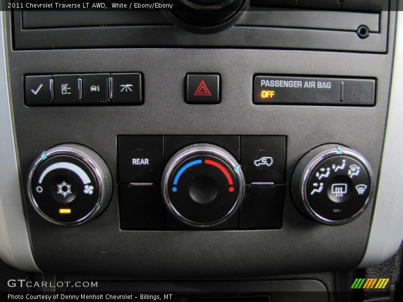 White / Ebony/Ebony 2011 Chevrolet Traverse LT AWD