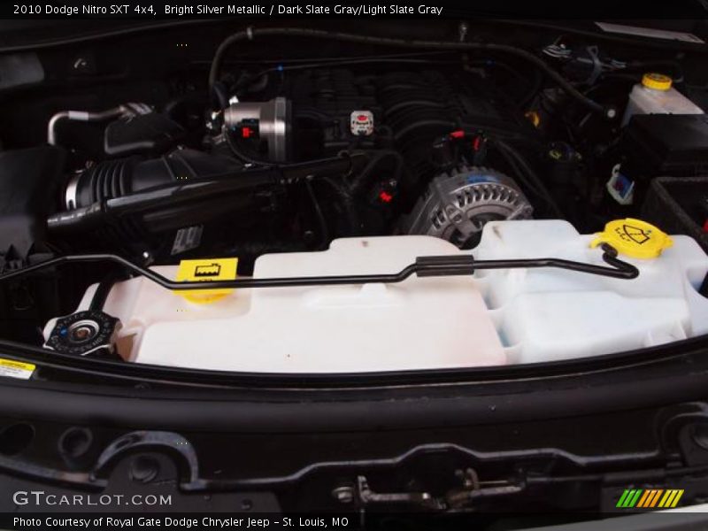 Bright Silver Metallic / Dark Slate Gray/Light Slate Gray 2010 Dodge Nitro SXT 4x4