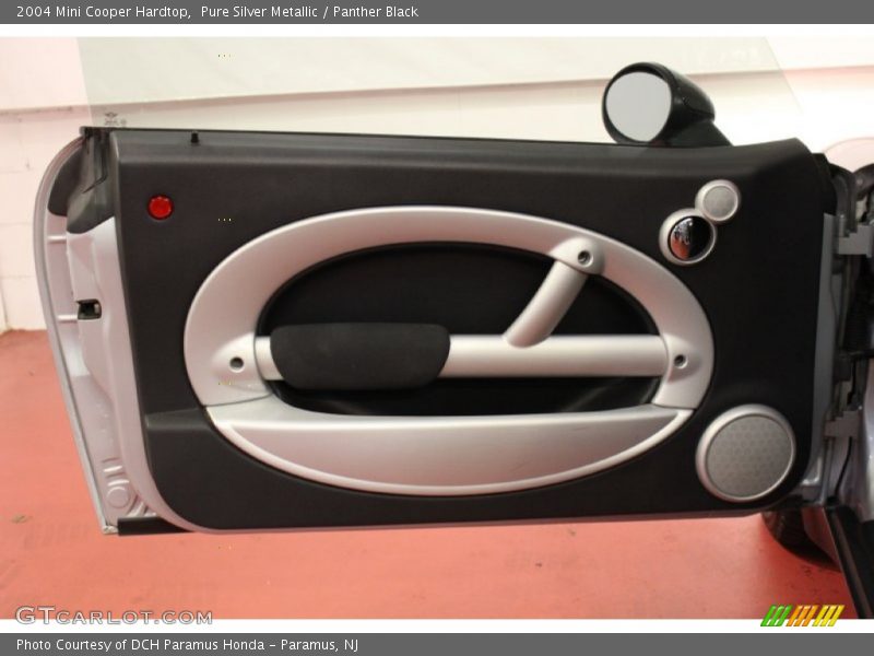 Pure Silver Metallic / Panther Black 2004 Mini Cooper Hardtop