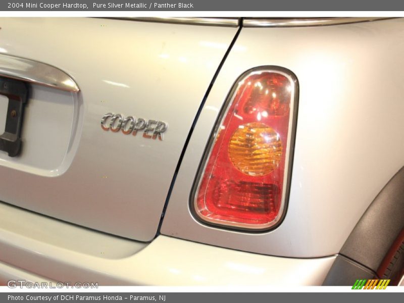 Pure Silver Metallic / Panther Black 2004 Mini Cooper Hardtop