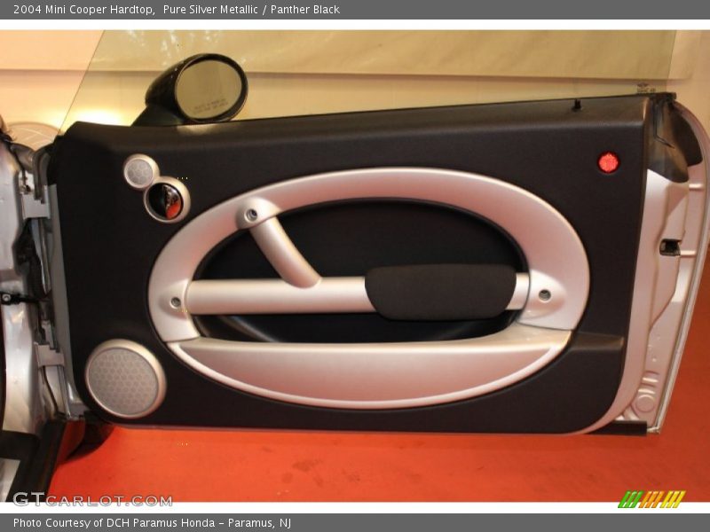 Pure Silver Metallic / Panther Black 2004 Mini Cooper Hardtop