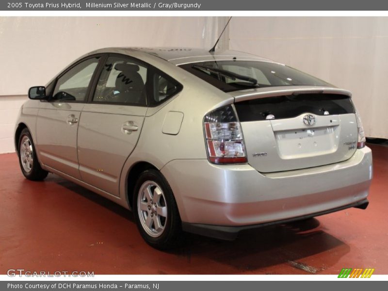 Millenium Silver Metallic / Gray/Burgundy 2005 Toyota Prius Hybrid